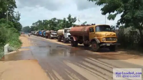 Water Tanker crushes 2 children and injures 2